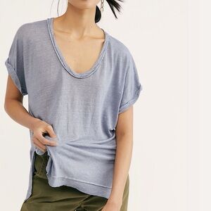 Free People We The Free Under The Sun Linen Blend Tee in Denim Womens Size Small